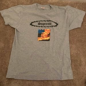 Supreme T-shirt